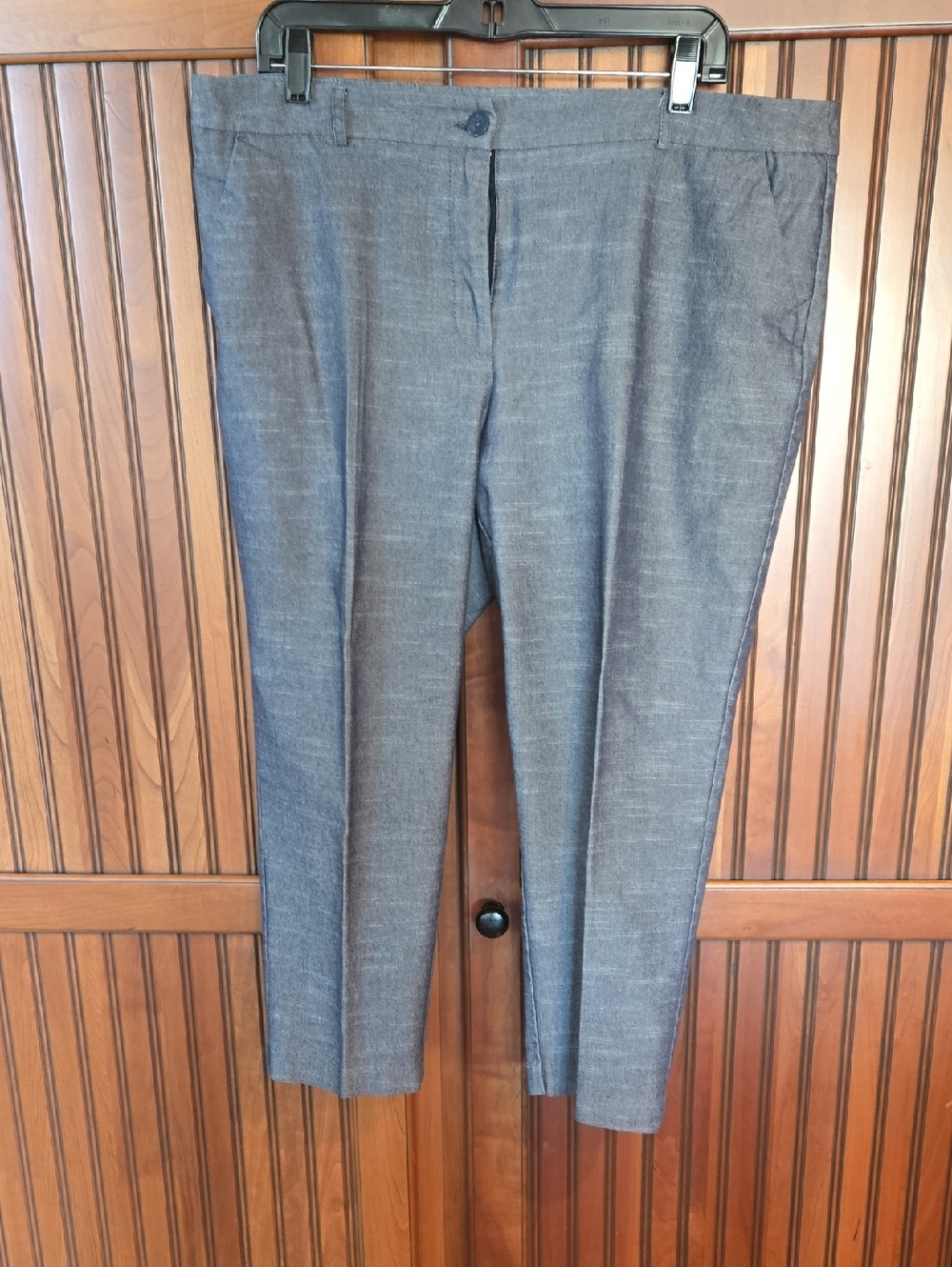 Navy  Capri Pants